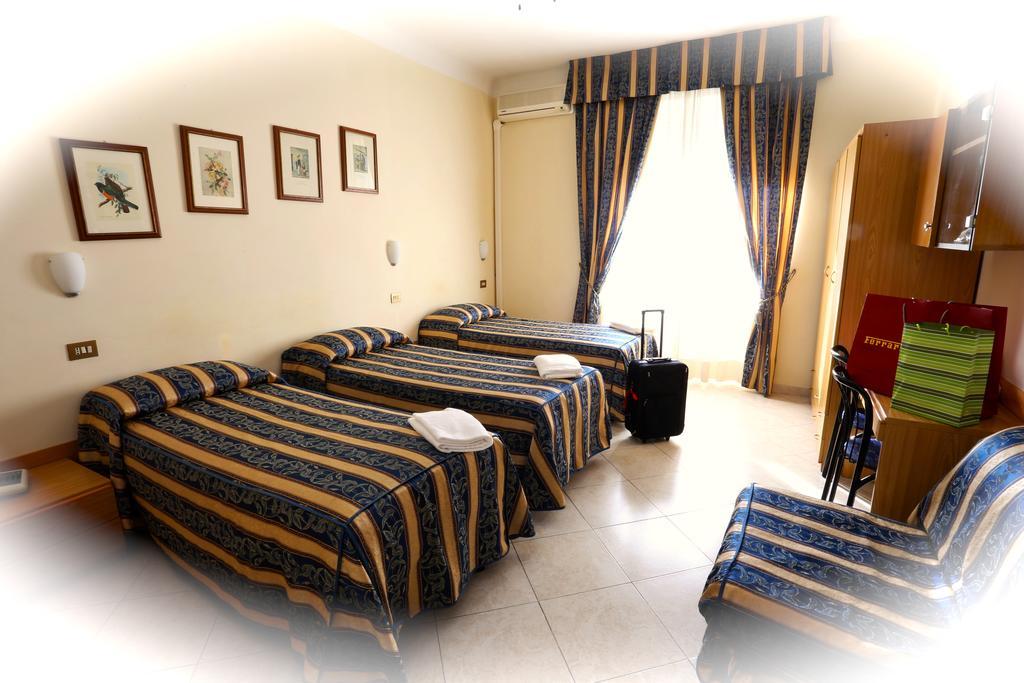 Hotel Loreto Milão Quarto foto